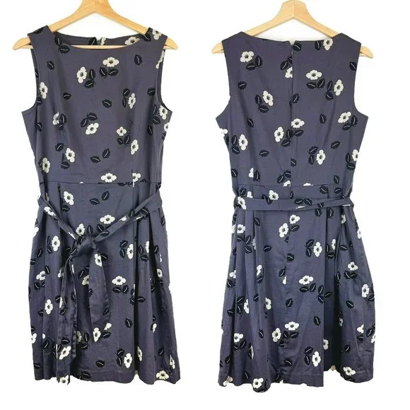 dark grey floral dress Women's Bloom Service Grey Multi Floral Cutout Bodice Midi Dress | Size: S